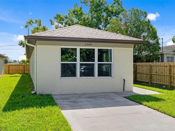 3908 WALNUT AVENUE, SARASOTA, FL 34234
