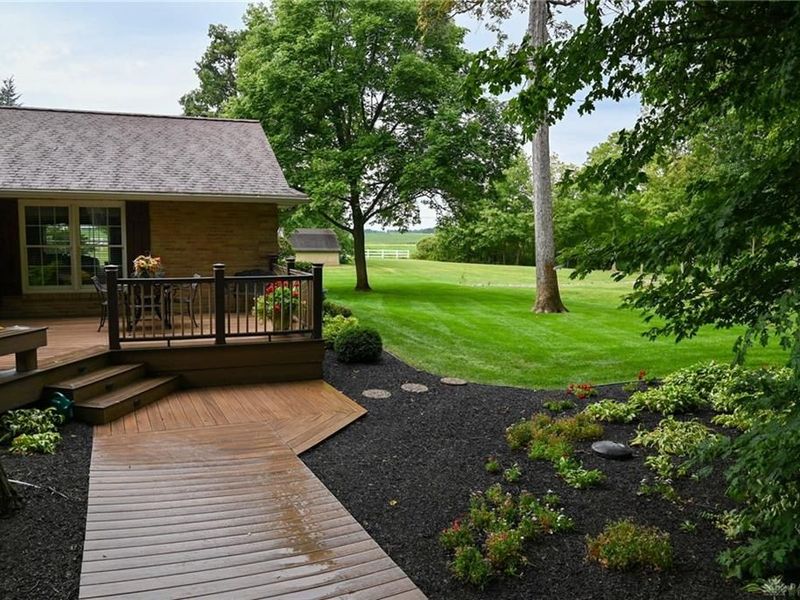 9072 Stillwater Drive, Bradford, OH 45308 Photo 18