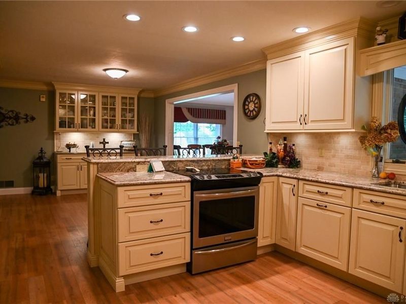 9072 Stillwater Drive, Bradford, OH 45308 Photo 5