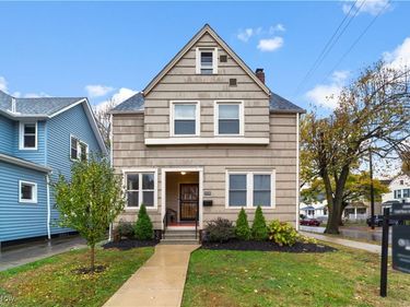 1938 W 65th Street, Cleveland, OH 44102