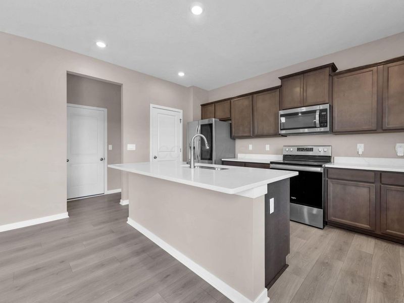 4410 Holstein Drive, Columbus, OH 43207 Photo 13