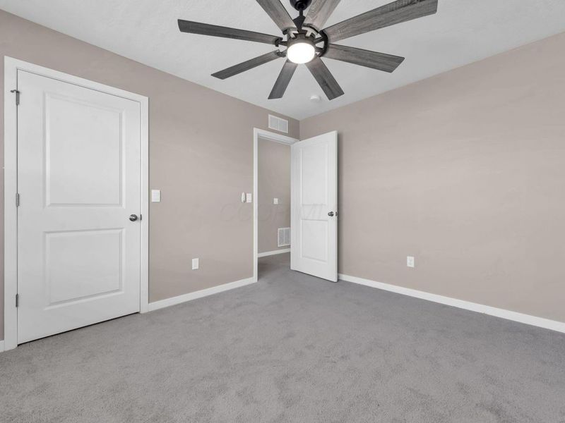 4410 Holstein Drive, Columbus, OH 43207 Photo 23