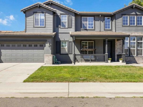 556 Sherborne Ct, Galt, CA 95632