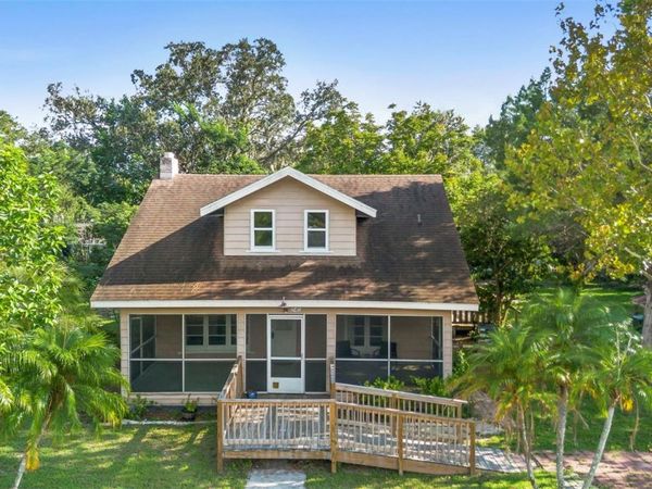 245 W MAGNOLIA STREET, CLERMONT, FL 34711