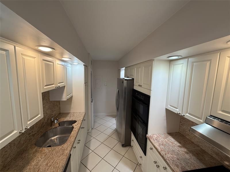 19707 Turnberry Way, Unit 7C, Aventura, FL 33180 Photo