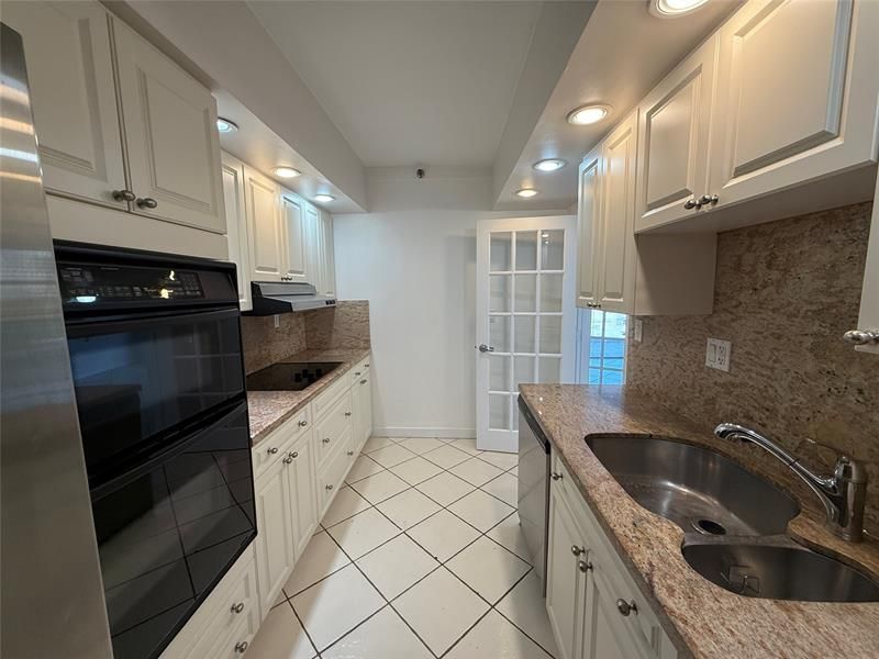 19707 Turnberry Way, Unit 7C, Aventura, FL 33180 Photo