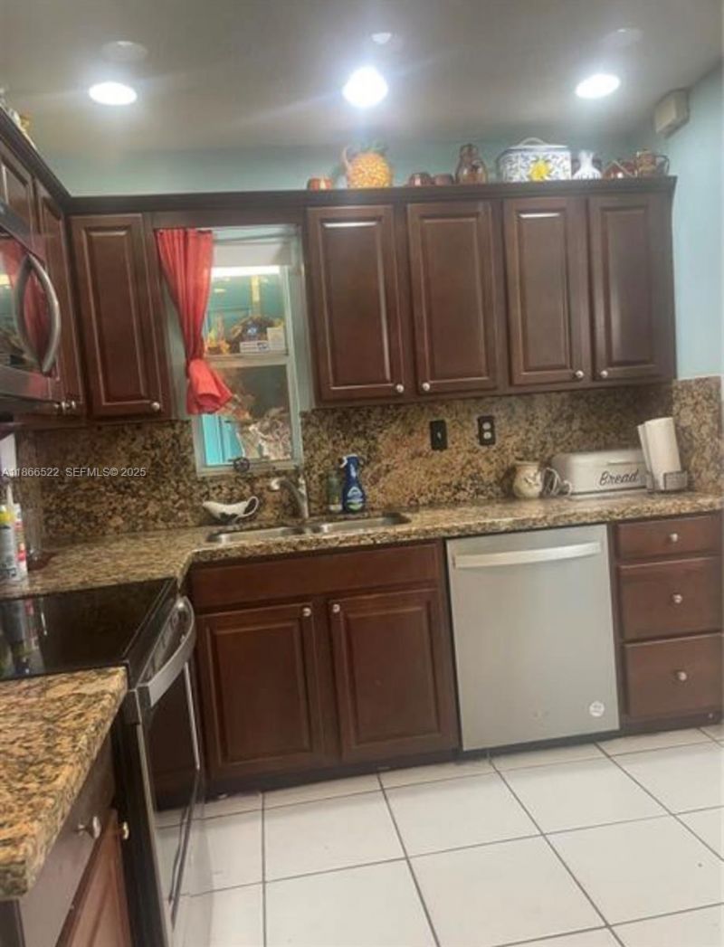 7551 SW 42nd Pl, Davie, FL 33314 Photo