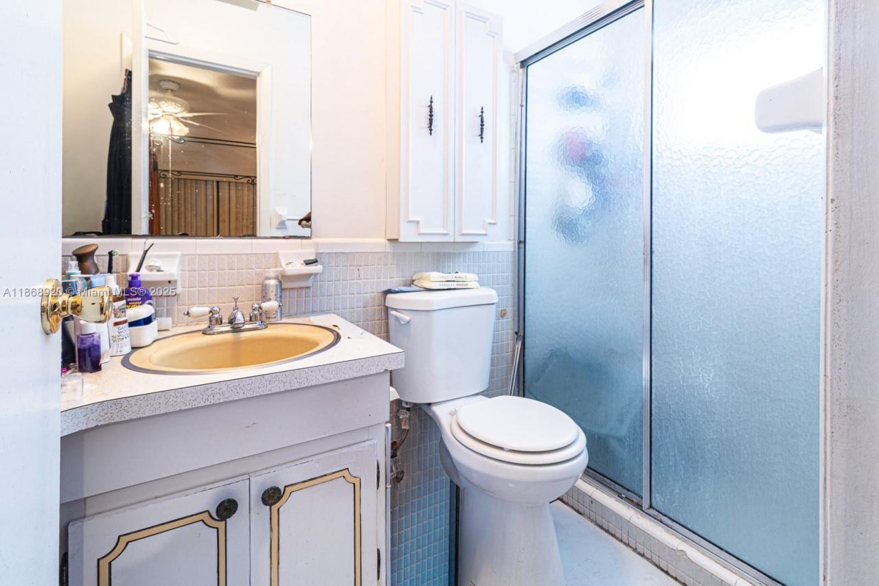 4231 NW 49th Ave, Lauderdale Lakes, FL 33319 Photo