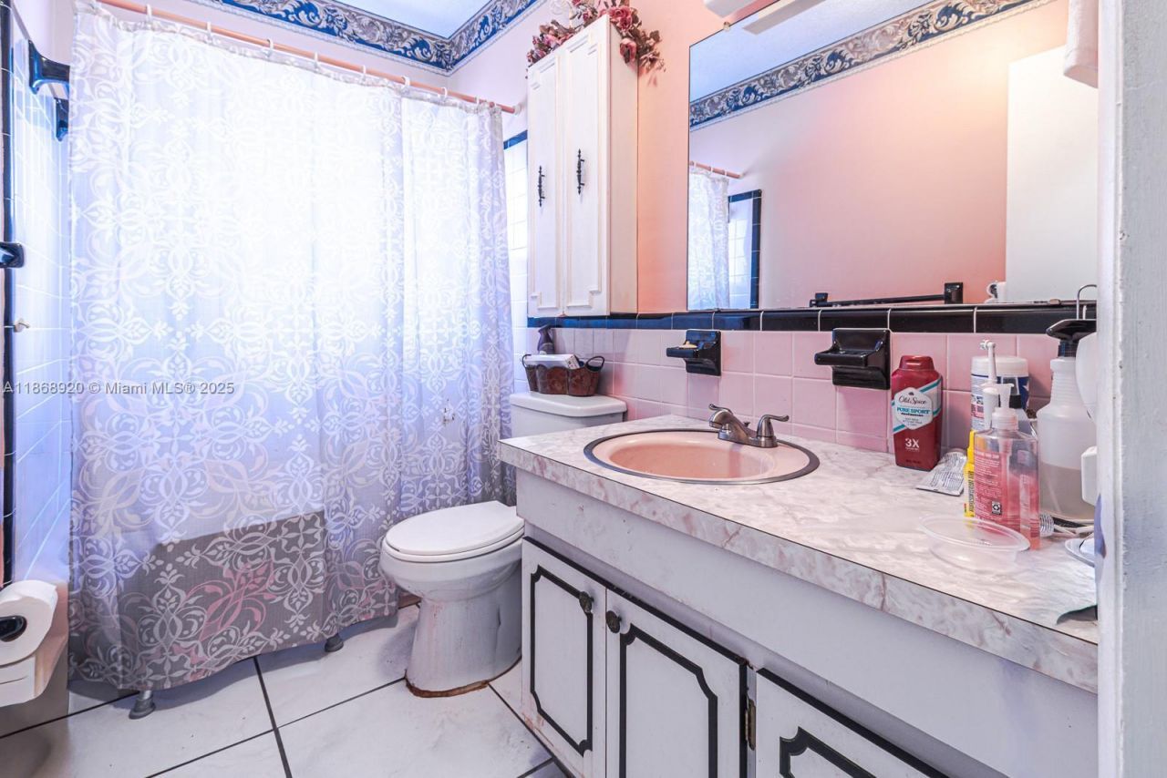 4231 NW 49th Ave, Lauderdale Lakes, FL 33319 Photo