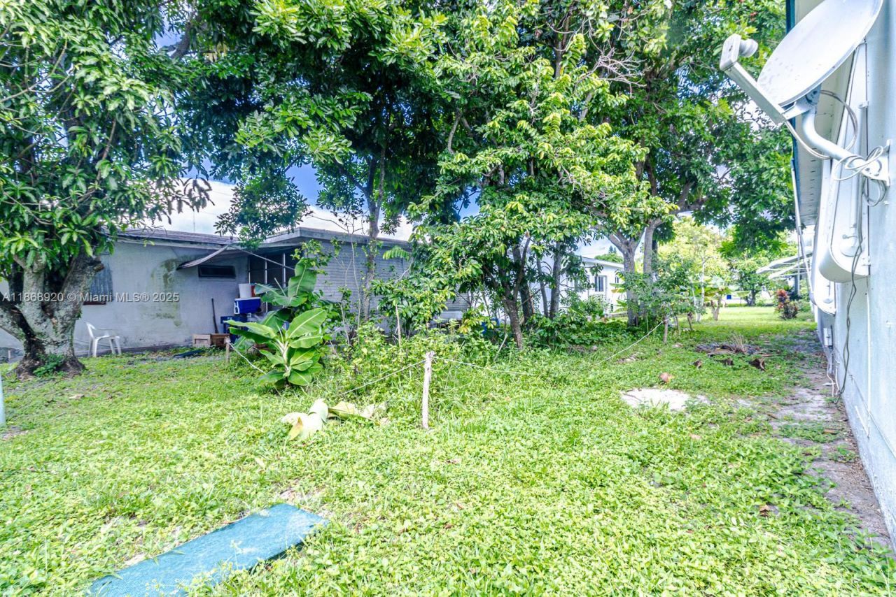 4231 NW 49th Ave, Lauderdale Lakes, FL 33319 Photo