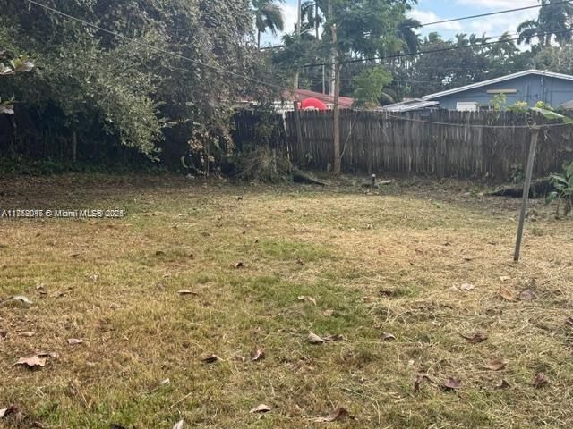 1450 NE 118th St, Miami, FL 33161 Photo