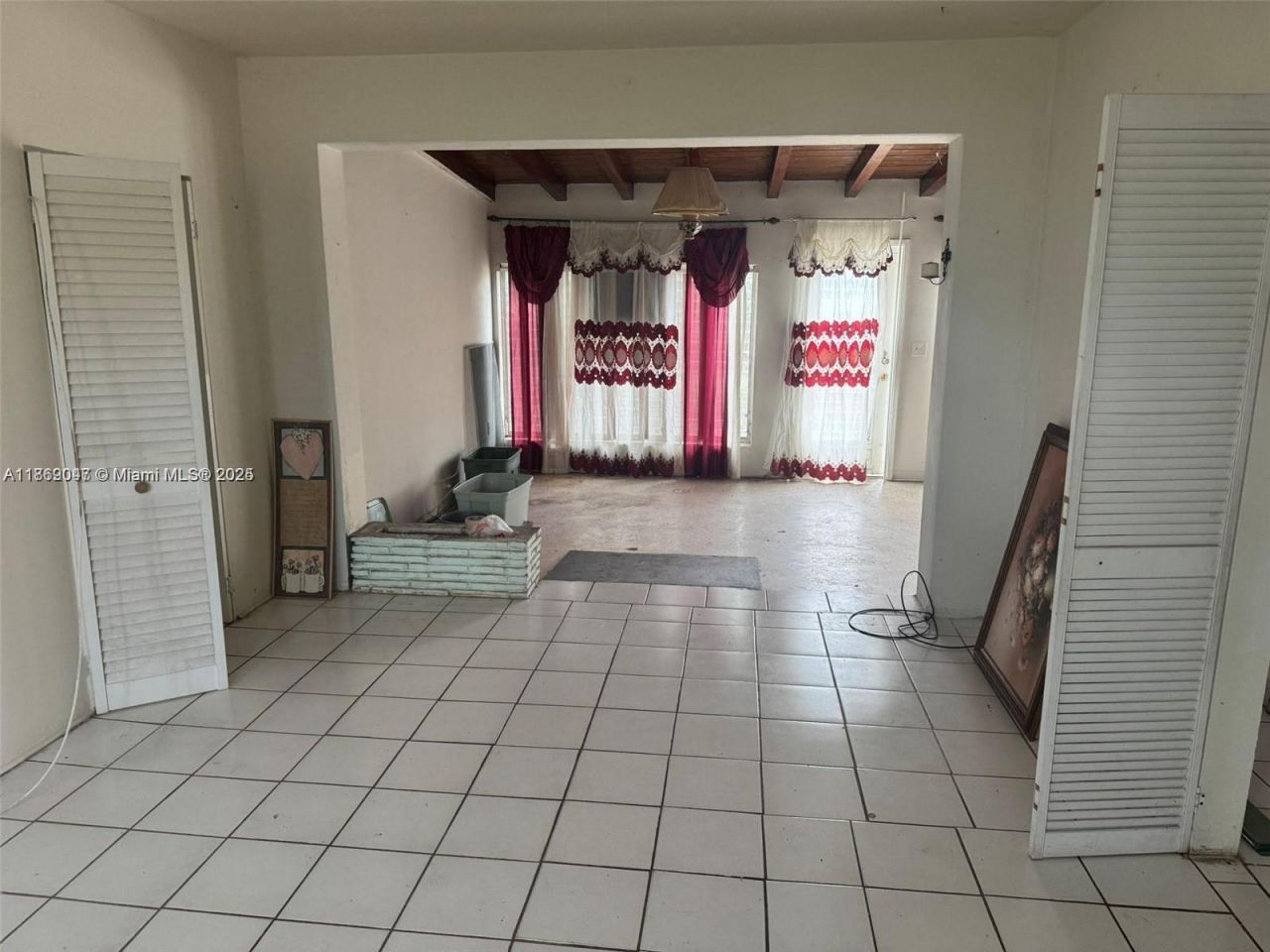 1450 NE 118th St, Miami, FL 33161 Photo