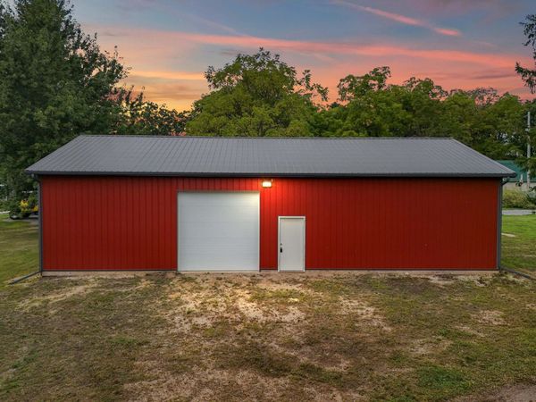 6017 Skuse Road, Osseo, MI 49266