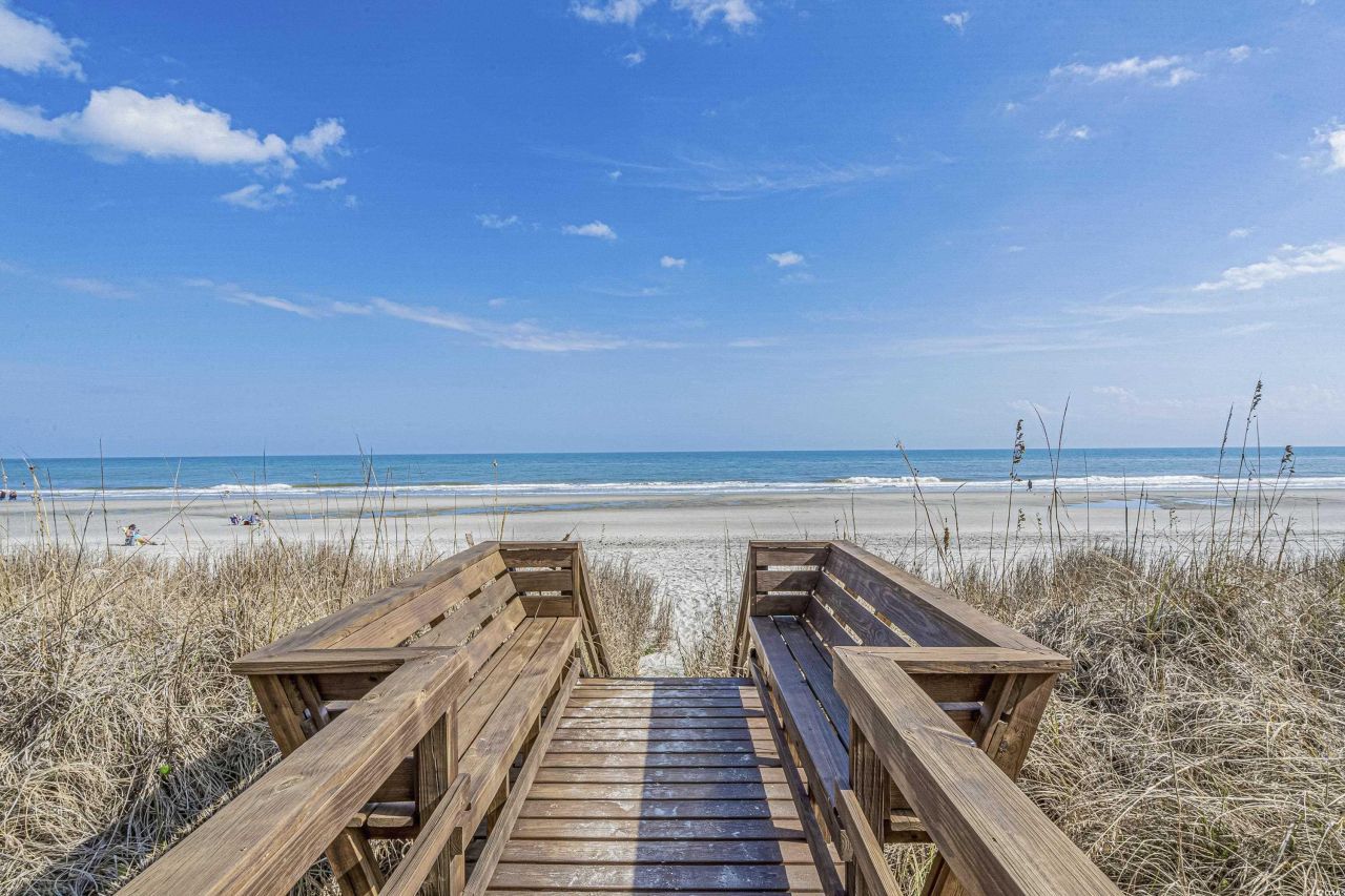 5792 Longwood Dr. Photo 39