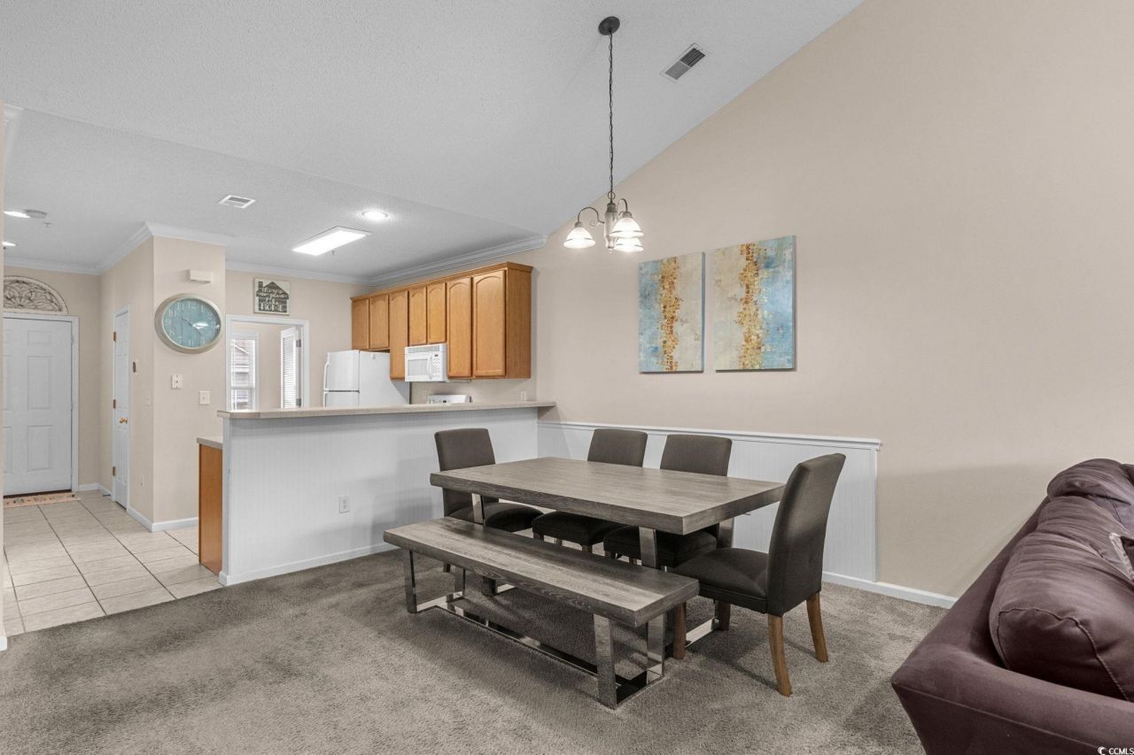 5792 Longwood Dr. Photo 8