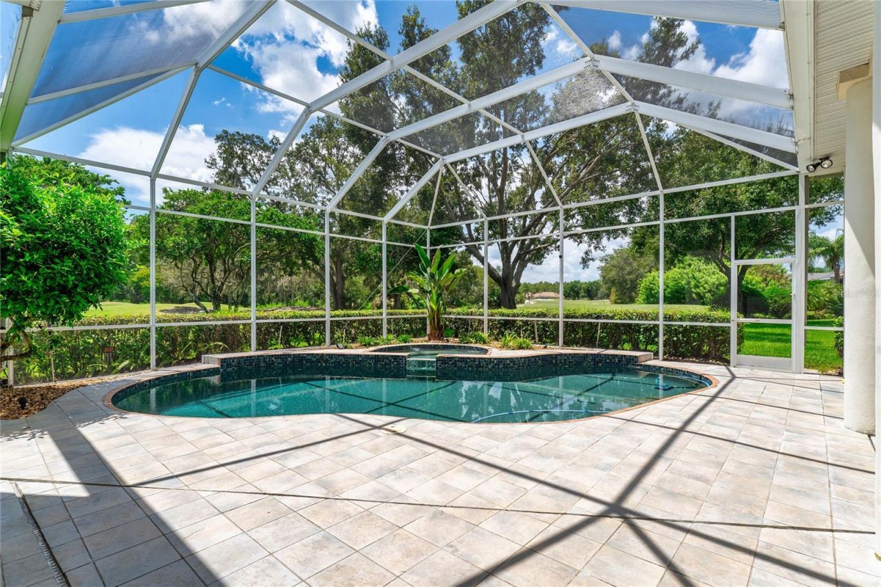 9117 Woodridge Run Drive, Tampa, FL 33647 Photo