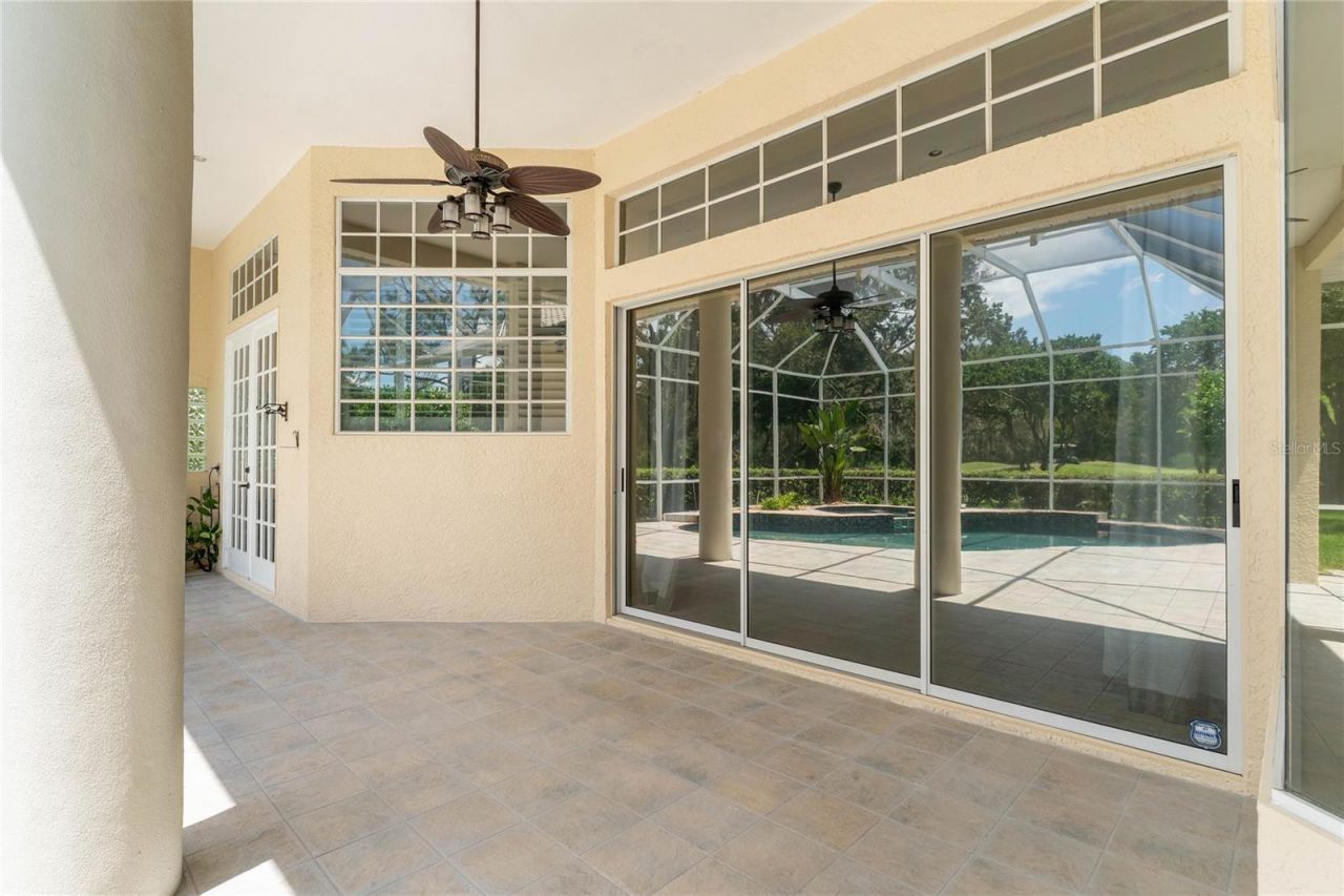 9117 Woodridge Run Drive, Tampa, FL 33647 Photo