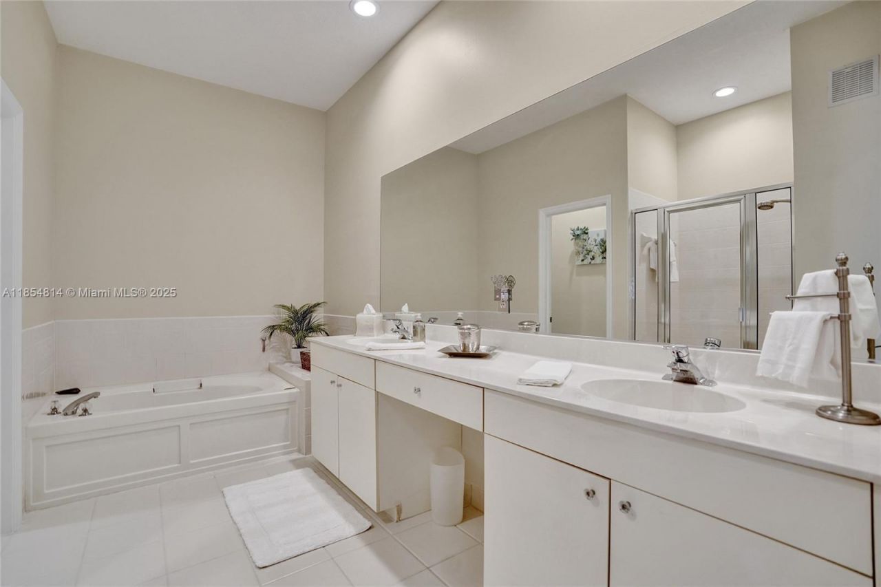 5724 NW 120th Ave, Coral Springs, FL 33076 Photo