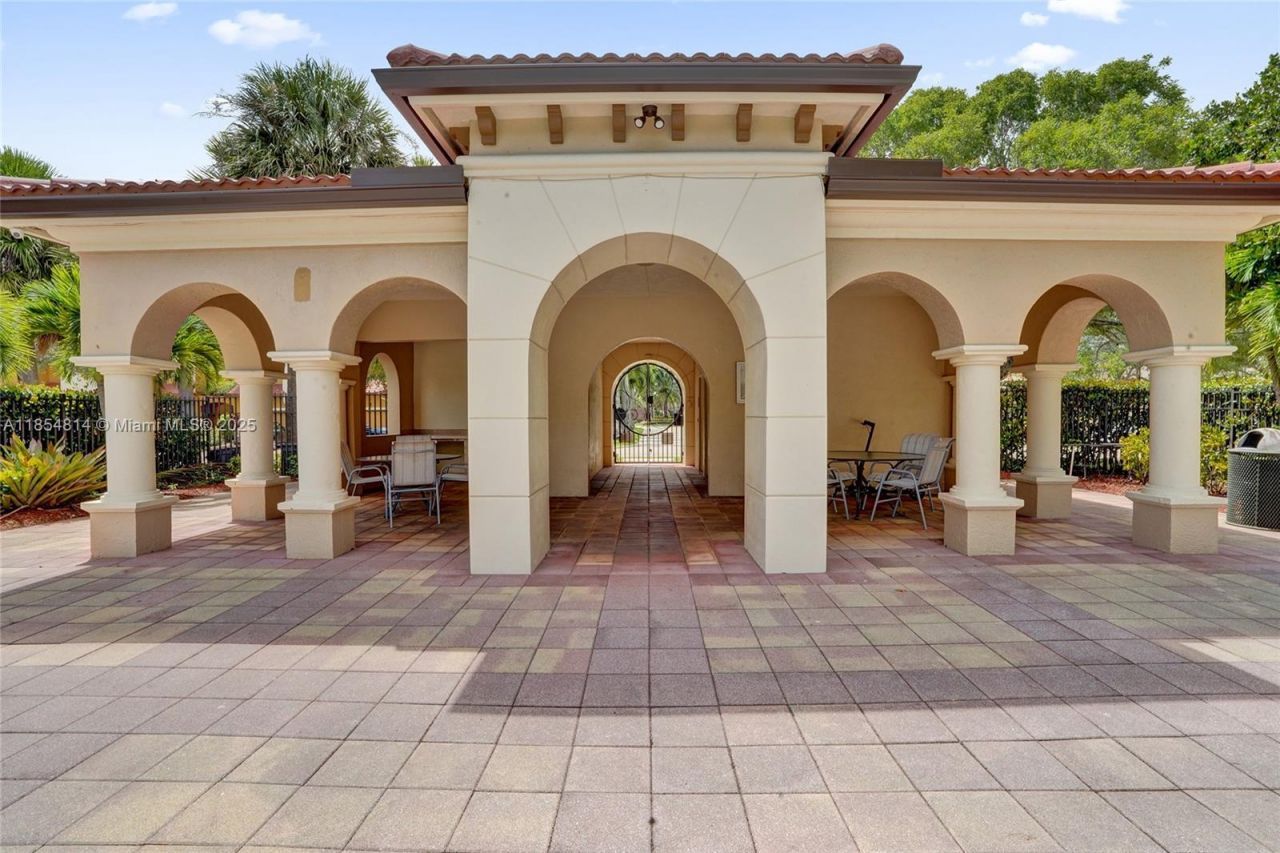 5724 NW 120th Ave, Coral Springs, FL 33076 Photo