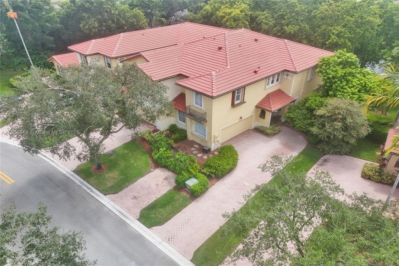 5724 NW 120th Ave, Coral Springs, FL 33076 Photo