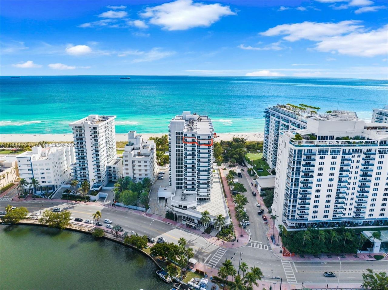 2401 Collins Ave, Unit 1808, Miami Beach, FL 33140 Photo