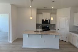 705 Bramble Way photo 4