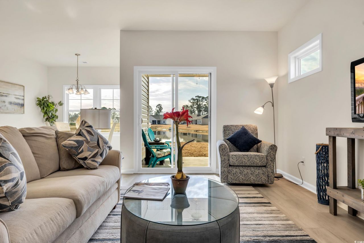 705 Bramble Way Photo 8