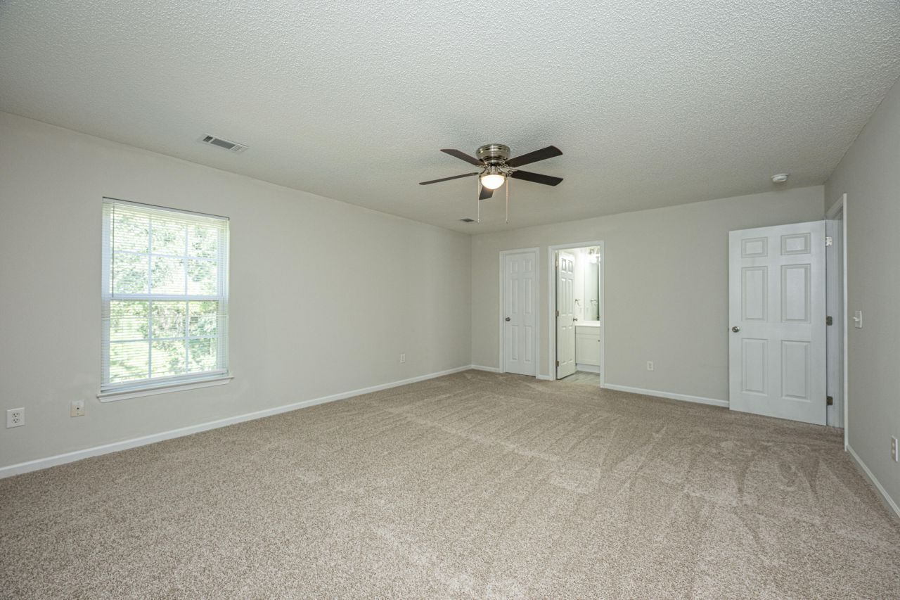 8537 Chloe Lane Photo 25