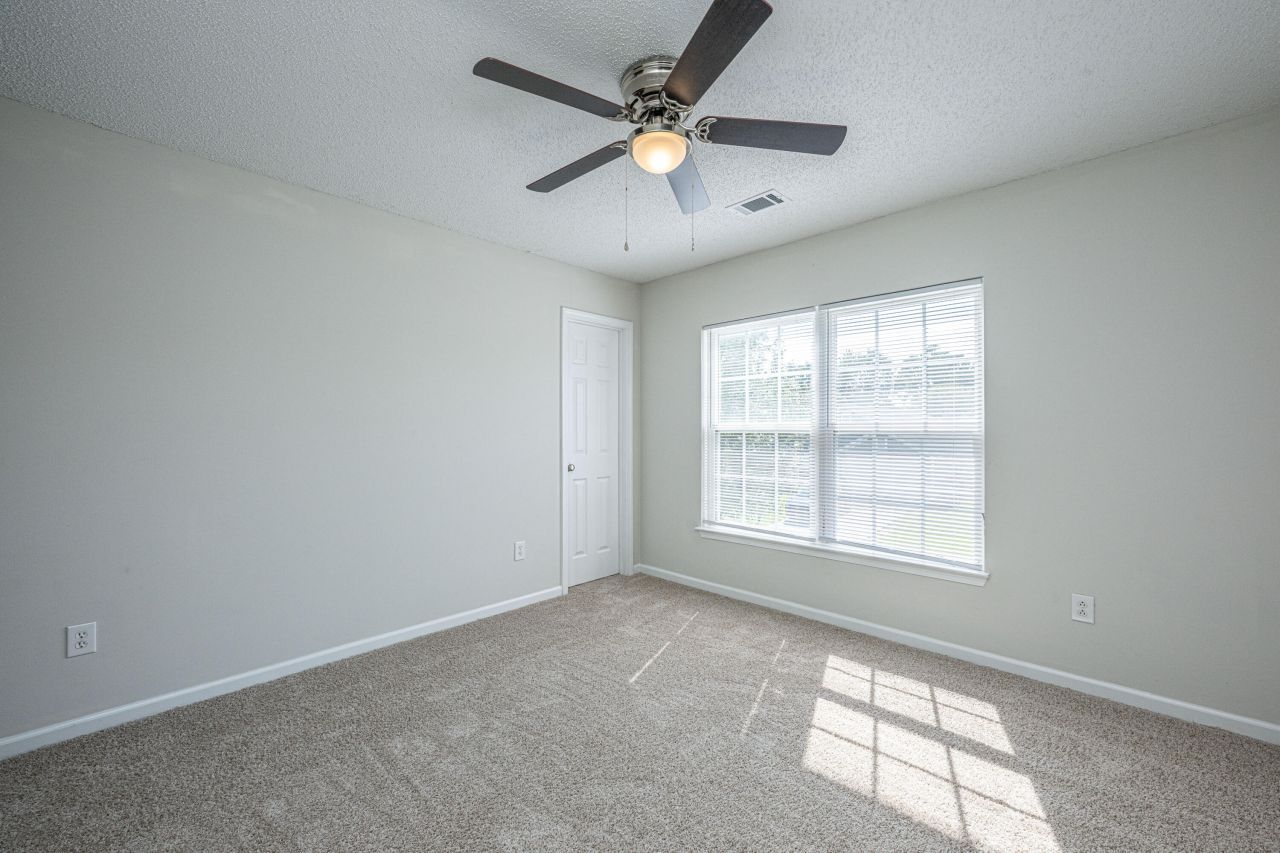 8537 Chloe Lane Photo 34