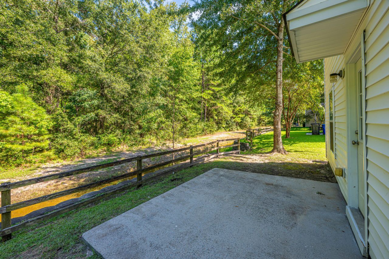 8537 Chloe Lane Photo 38