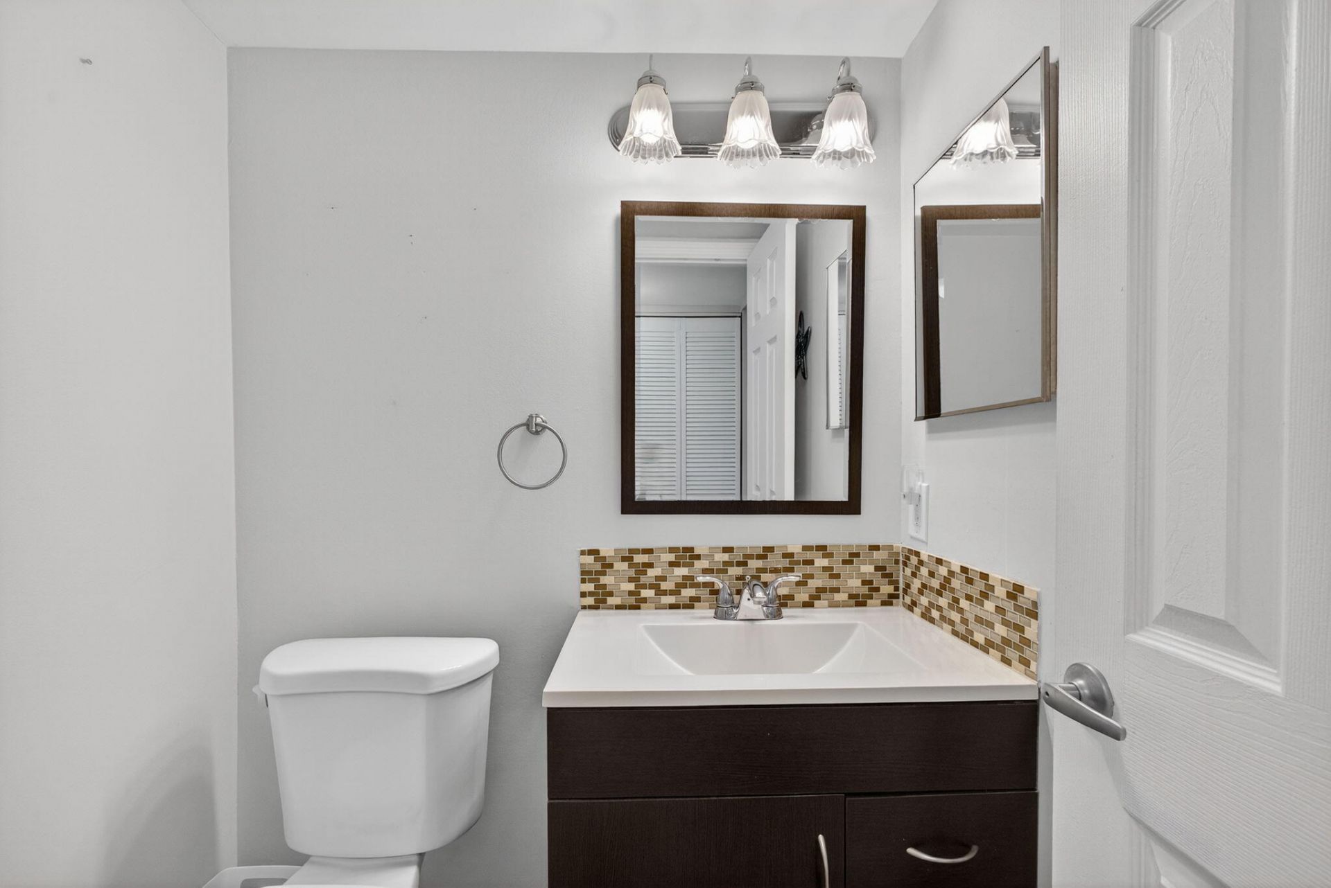 221 Coventry J, West Palm Beach, FL 33417 Photo