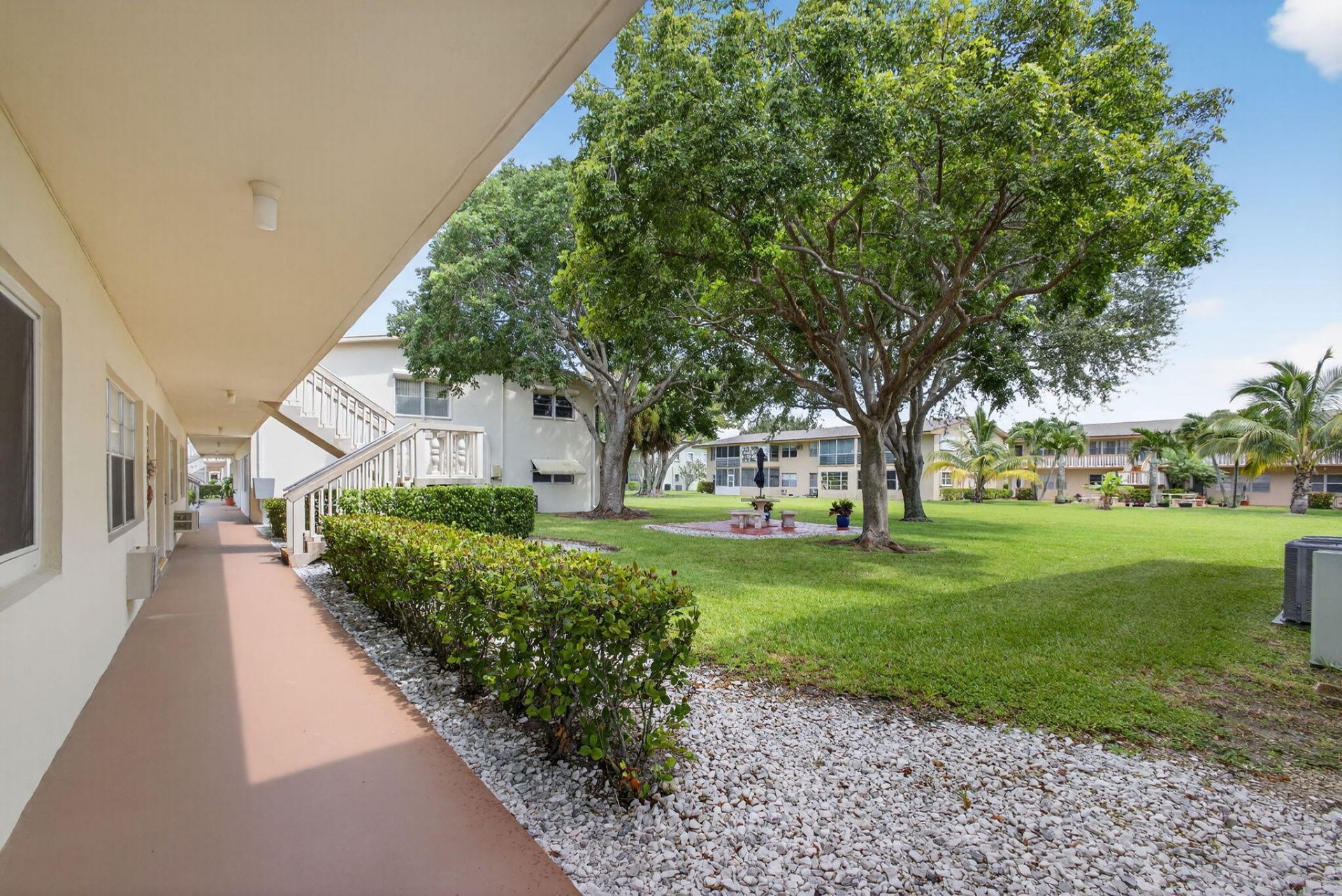 221 Coventry J, West Palm Beach, FL 33417 Photo