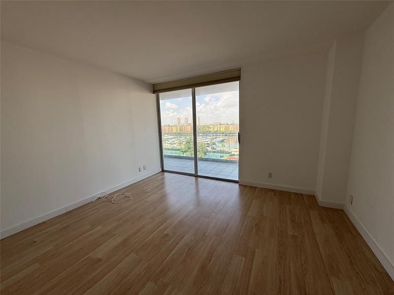 19707 Turnberry Way, Unit 8C, Aventura, FL 33180 Photo