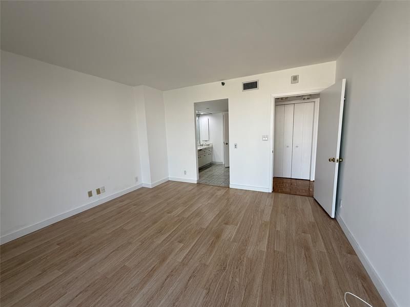 19707 Turnberry Way, Unit 8C, Aventura, FL 33180 Photo