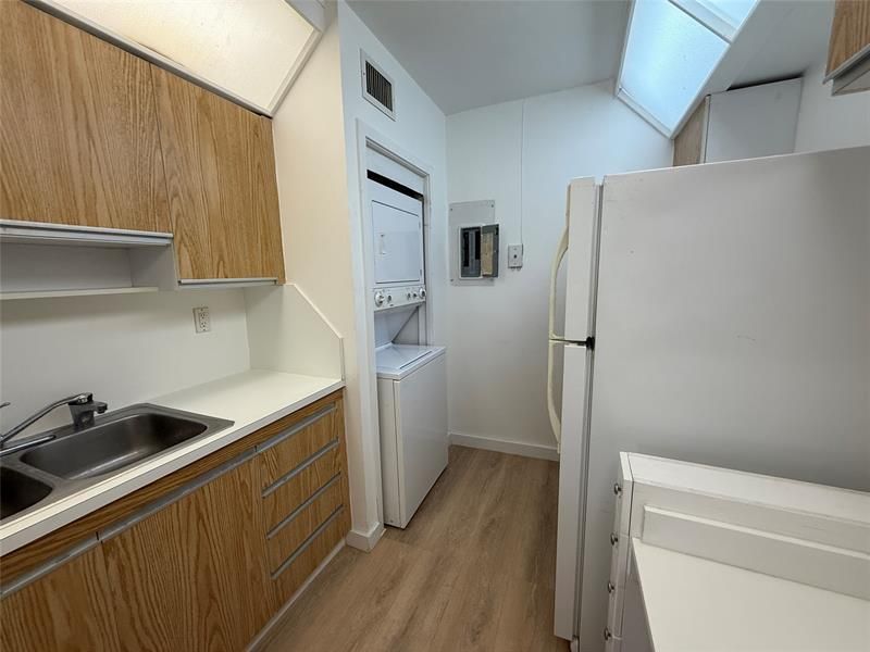 19707 Turnberry Way, Unit 8C, Aventura, FL 33180 Photo