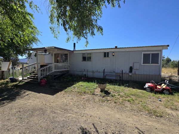 3138 Sheep Mountain Road, Macdoel, CA 96058