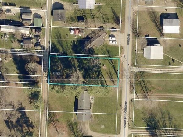 233 Church Street, Senecaville, OH 43780