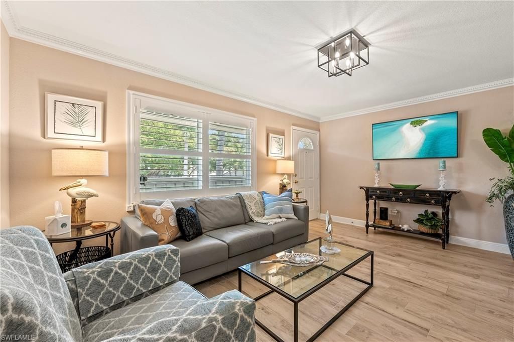 950 7th Ave S, Unit 23, Naples, FL 34102 Photo