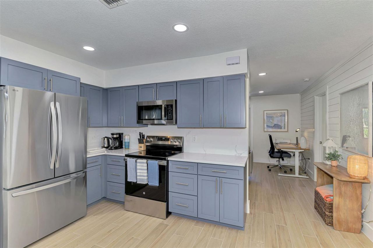 1100 Point Of Rocks Road, Sarasota, FL 34242 Photo