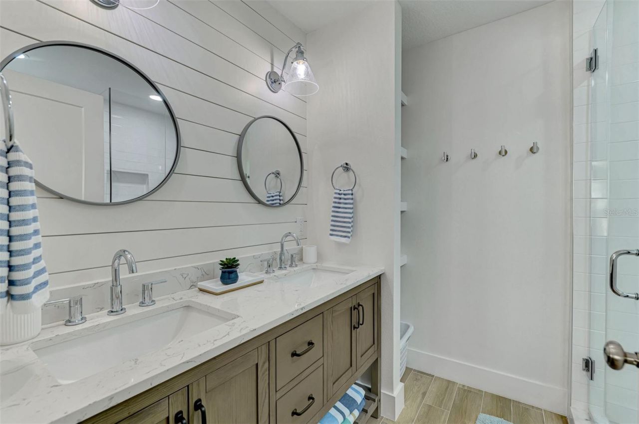 1100 Point Of Rocks Road, Sarasota, FL 34242 Photo