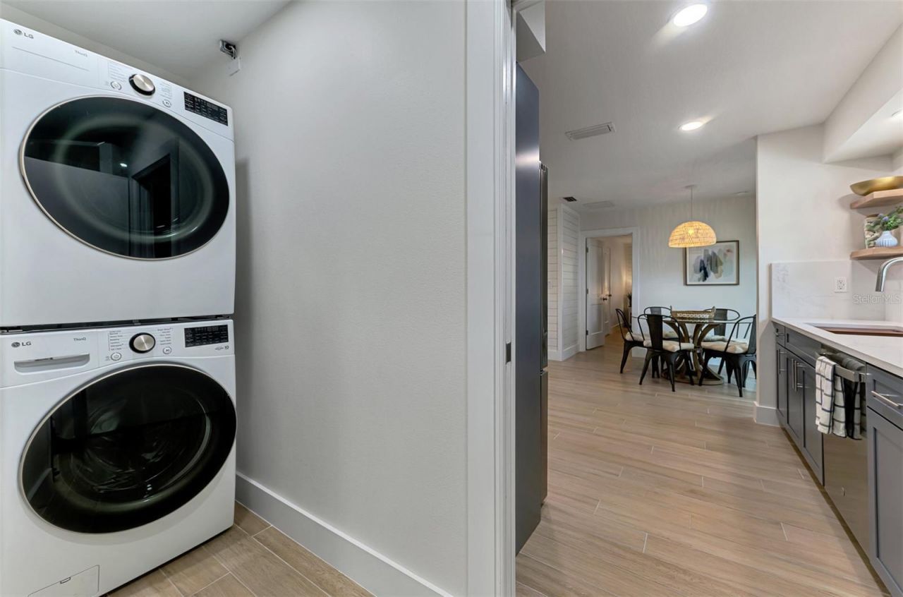 1100 Point Of Rocks Road, Sarasota, FL 34242 Photo