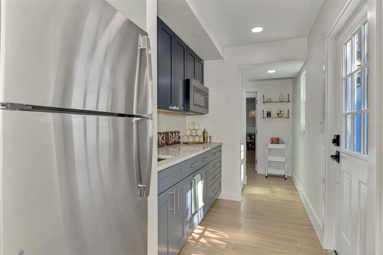 1100 Point Of Rocks Road, Sarasota, FL 34242 Photo