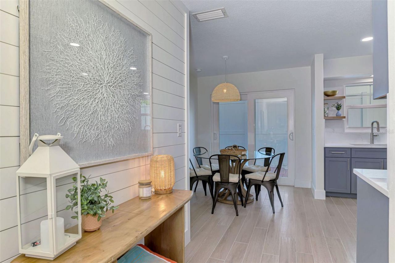 1100 Point Of Rocks Road, Sarasota, FL 34242 Photo