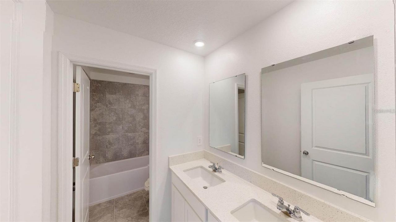 1618 Reservoir Place, Davenport, FL 33837 Photo