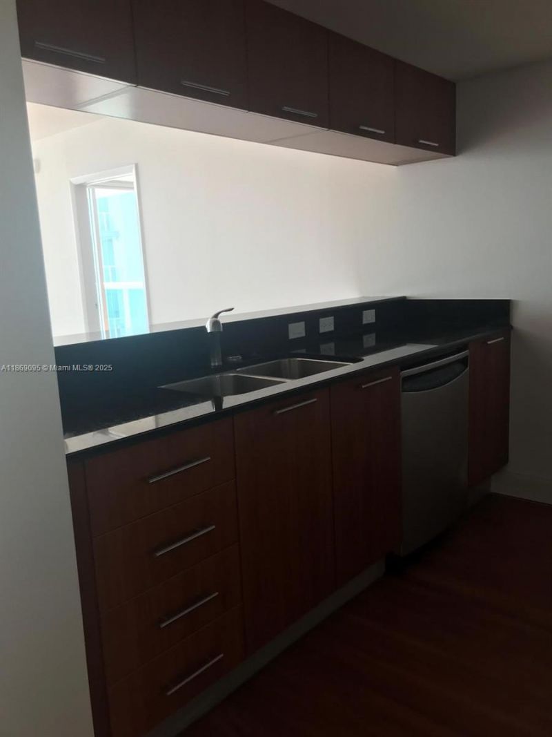1800 N Bayshore Dr, Unit 3910, Miami, FL 33132 Photo