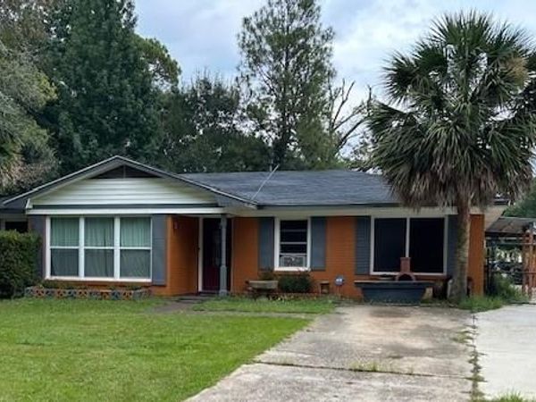3905 Prima Vera Lane, Mobile, AL 36605