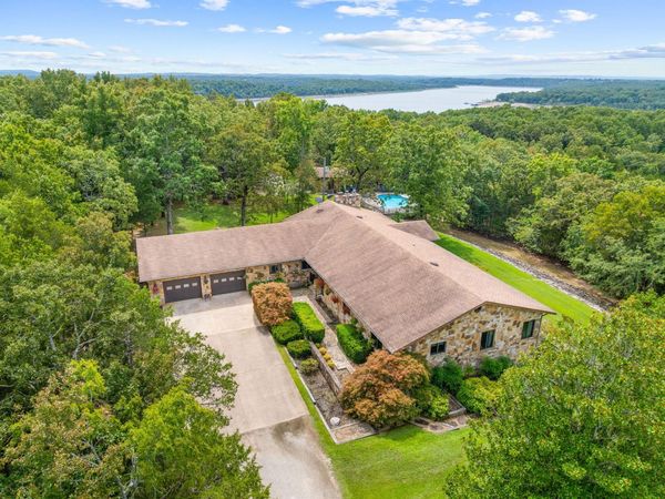 120 Quellhorst Drive, Isabella, MO 65676