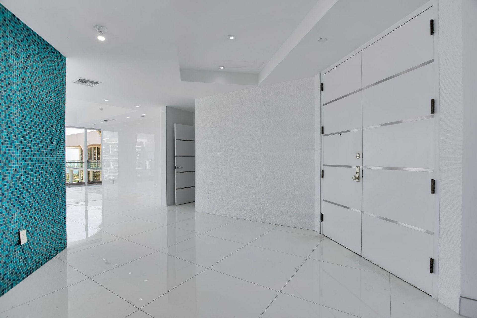 19707 Turnberry Way, Unit TS-2, Aventura, FL 33180 Photo