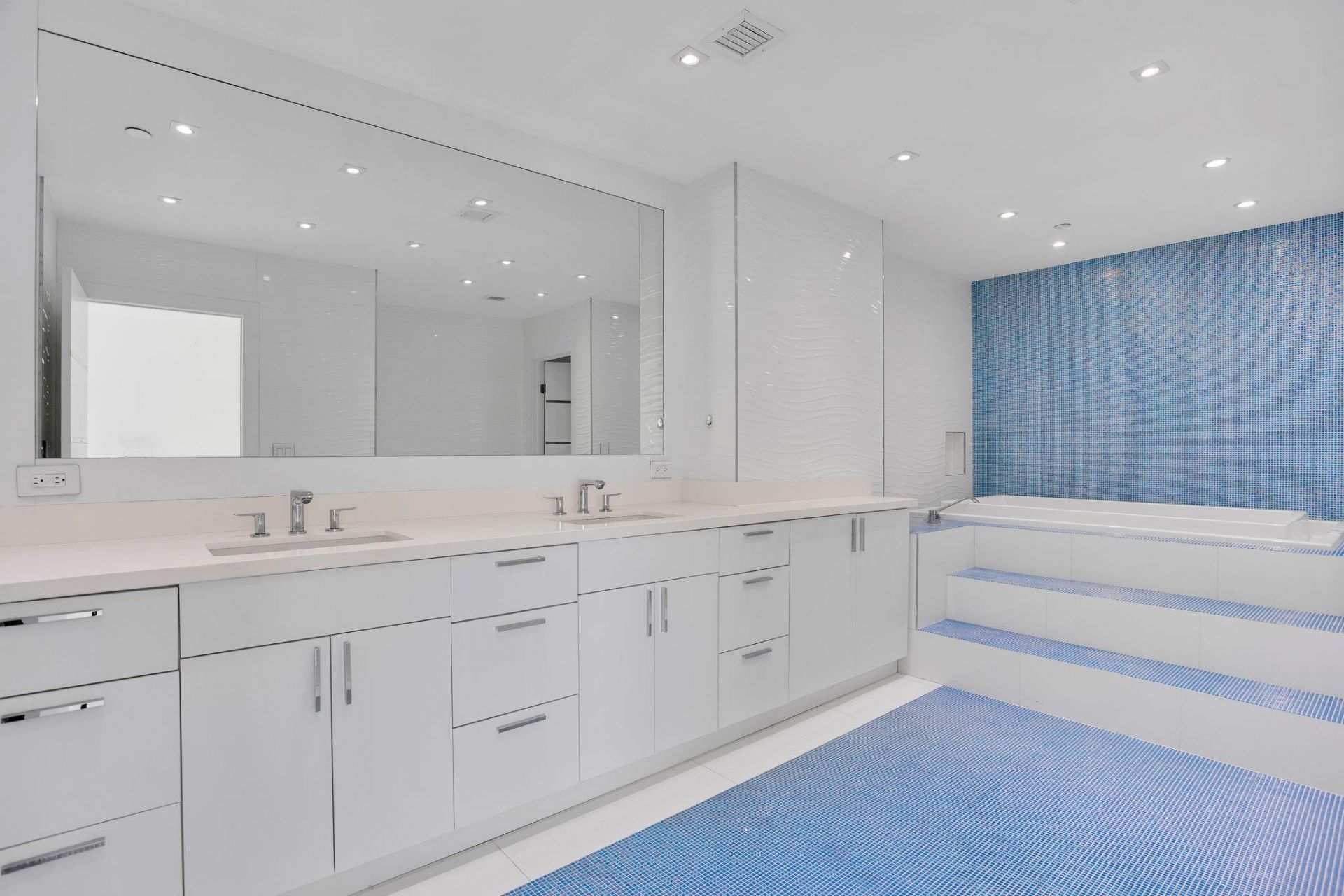 19707 Turnberry Way, Unit TS-2, Aventura, FL 33180 Photo