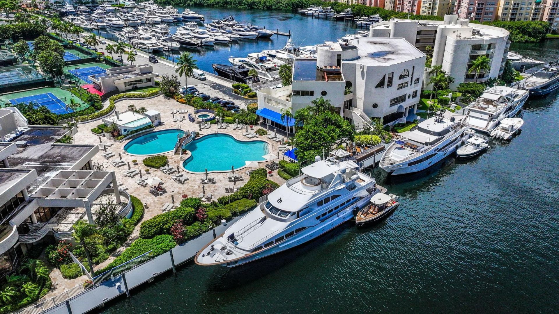 19707 Turnberry Way, Unit TS-2, Aventura, FL 33180 Photo